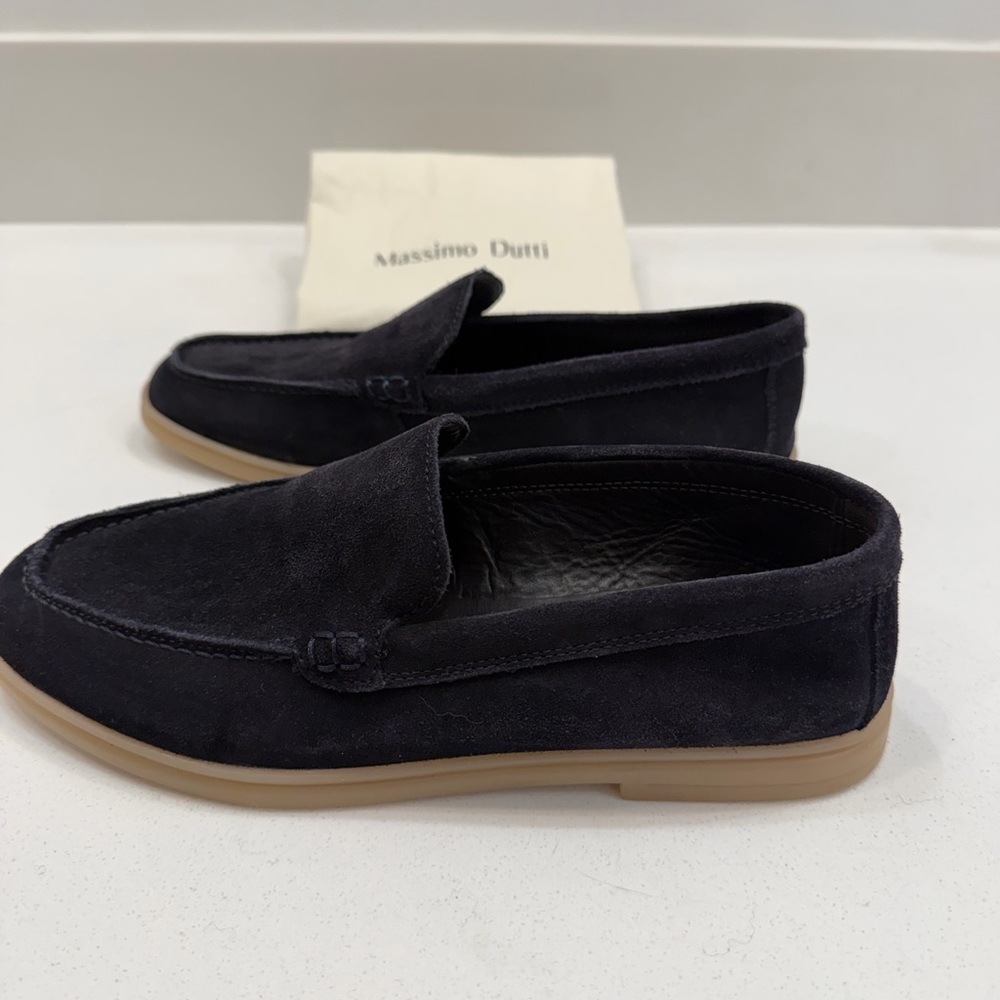 Massimo Dutti Women's Black Suede Loafers